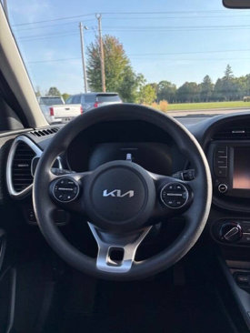 Used 2024 Kia Soul LX w/ LX Technology Package image 13