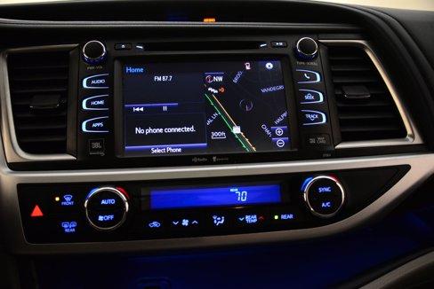 Used 2015 Toyota Highlander Limited image 31