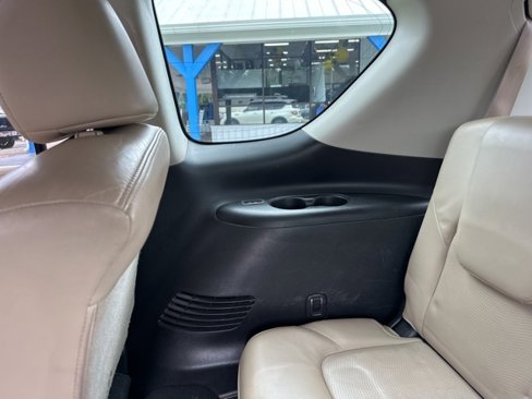 Used 2018 Nissan Armada SL w/ Moonroof Package image 36
