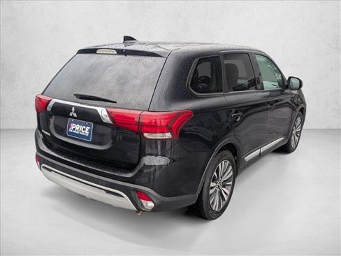 Used 2020 Mitsubishi Outlander ES image 5