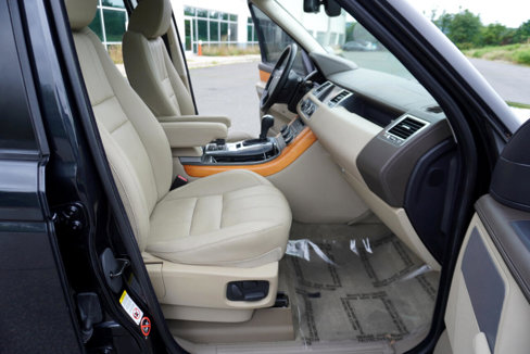 Used 2012 Land Rover Range Rover Sport HSE LUX image 12