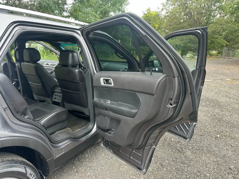 Used 2013 Ford Explorer XLT image 17