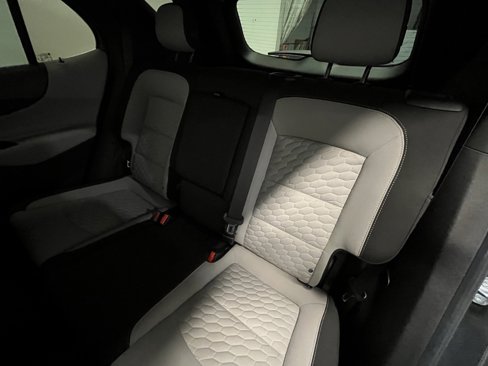 Used 2020 Chevrolet Equinox LS image 14