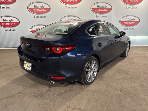 Used 2022 MAZDA MAZDA3 s image 4