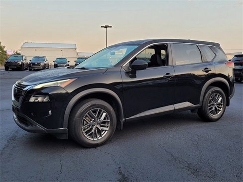 Used 2021 Nissan Rogue S image 6