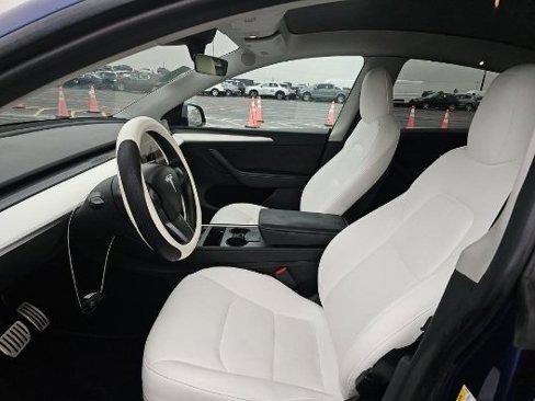Used 2022 Tesla Model Y Performance image 2