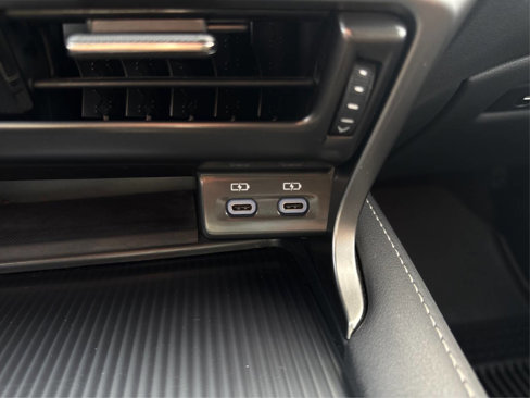 Used 2023 Lexus RX 500h F Sport image 47
