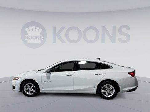 Used 2022 Chevrolet Malibu LS image 13