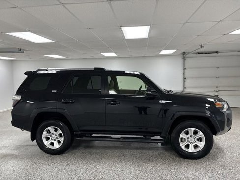 Used 2019 Toyota 4Runner SR5 Premium image 54