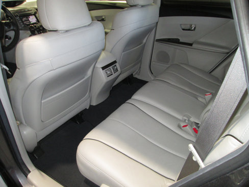 Used 2015 Toyota Venza XLE image 33