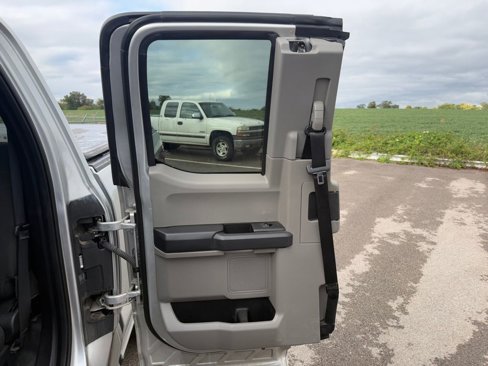 Used 2018 Ford F150 XL w/ Equipment Group 101A Mid image 7