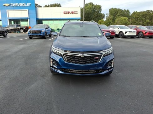 Used 2022 Chevrolet Equinox RS w/ LPO, Floor Liner Package image 2