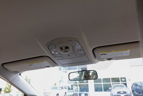 Used 2015 Toyota Prius Three image 48