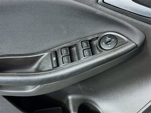 Used 2018 Ford Focus SE image 17