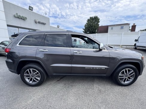Certified 2020 Jeep Grand Cherokee Limited w/ Premium Lighting Group image 8