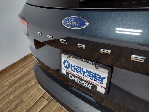 Used 2022 Ford Escape SEL w/ Technology Package image 27