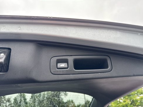 Used 2017 Honda CR-V Touring image 12