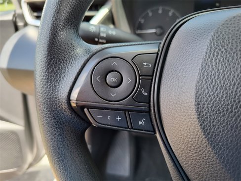 Used 2023 Toyota Corolla LE image 25