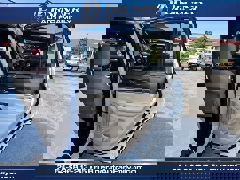 New 2025 Jeep Grand Cherokee Limited w/ Luxury Tech Group II image 12