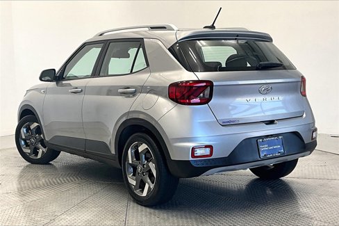 Certified 2023 Hyundai Venue SEL image 12