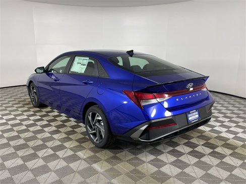 New 2025 Hyundai Elantra Sport w/ Cargo Package image 18