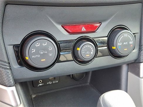 Used 2020 Subaru Forester Premium image 19