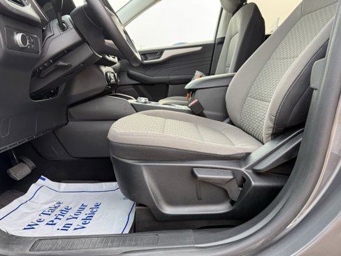 Certified 2022 Ford Escape SE w/ Cold Weather Package image 14