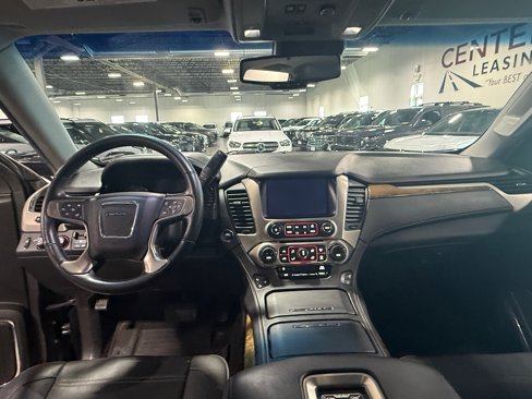 Used 2016 GMC Yukon XL Denali w/ Open Road Package image 9