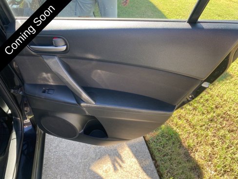 Used 2013 MAZDA MAZDA3 i SV w/ Convenience Pkg image 14