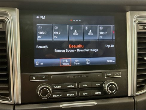 Used 2017 Porsche Macan GTS image 13