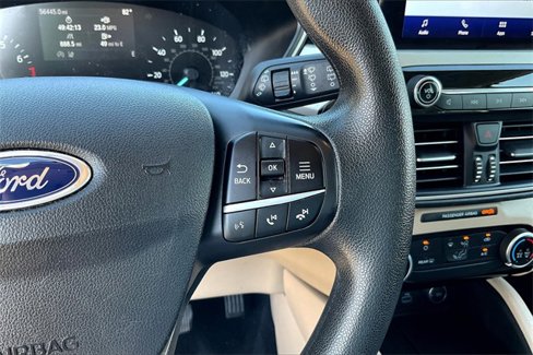 Used 2021 Ford Escape SE image 19