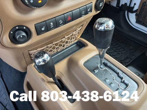 Used 2014 Jeep Wrangler Unlimited Sahara w/ Connectivity Group image 27