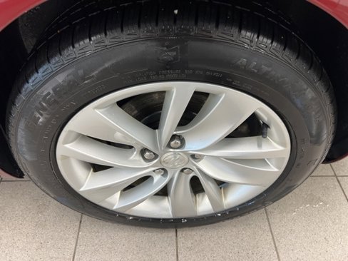 Used 2017 Buick Regal Premium w/ Driver Confidence Package #1 image 11
