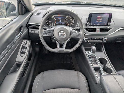 Used 2022 Nissan Altima 2.5 SV image 10