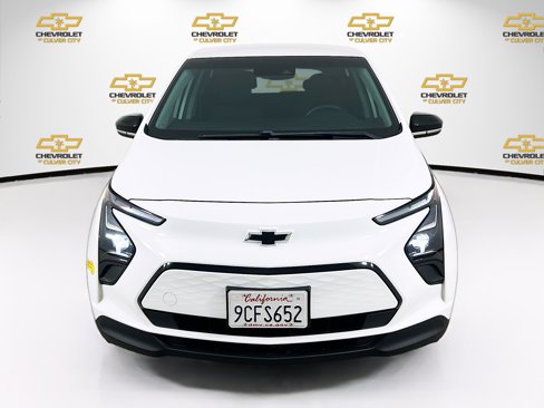 Used 2022 Chevrolet Bolt LT image 2