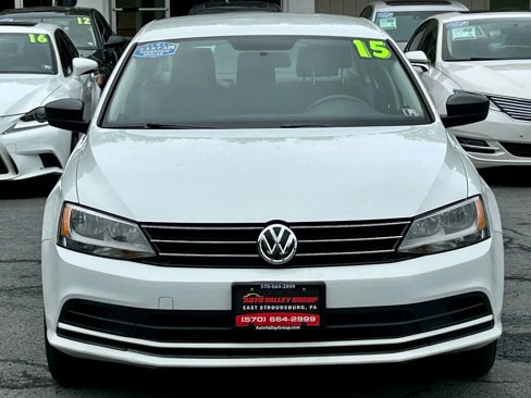 Used 2015 Volkswagen Jetta S image 1