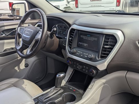 Used 2019 GMC Acadia SLT w/ LPO, Floor Liner Package image 9