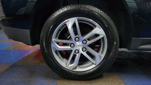 Used 2016 Chevrolet Equinox LTZ w/ Enhanced Convenience Package image 54