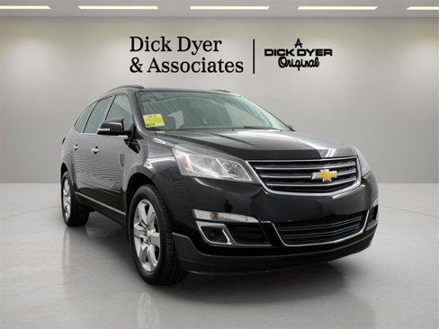 Used 2016 Chevrolet Traverse LT w/ Style and Technology Package image 1