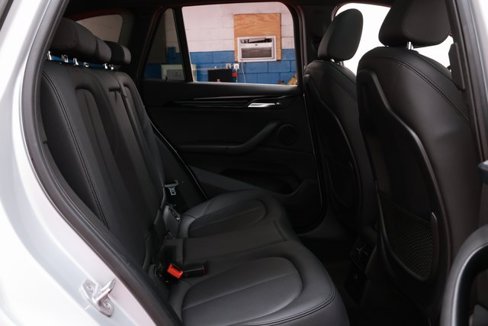 Used 2018 BMW X1 xDrive28i image 13