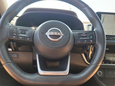 Used 2023 Nissan Rogue SL w/ SL Premium Package image 27