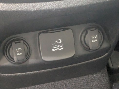 Used 2017 Kia Sorento SX image 29