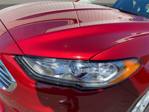 Used 2019 Ford Fusion SE image 13
