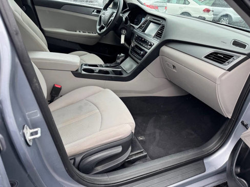 Used 2016 Hyundai Sonata SE image 10
