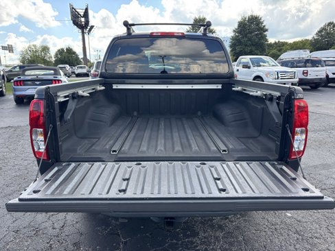 Used 2012 Nissan Frontier SL image 27