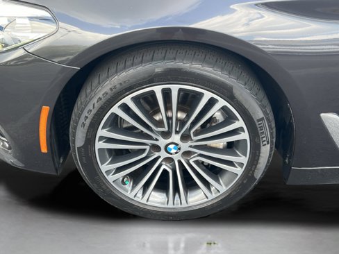 Used 2019 BMW 540i w/ Convenience Package image 13