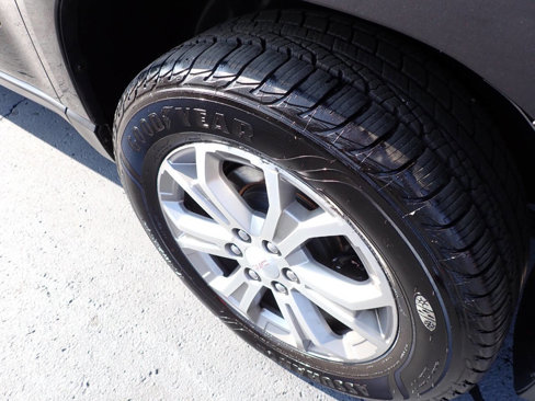 Used 2014 GMC Acadia SLT image 13