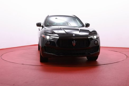 Used 2021 Maserati Levante S image 7
