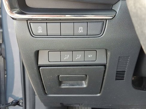 Used 2022 MAZDA MAZDA3 s image 26