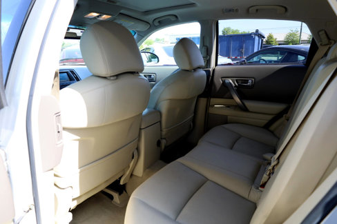 Used 2007 INFINITI FX35 2WD w/ Touring Pkg image 18